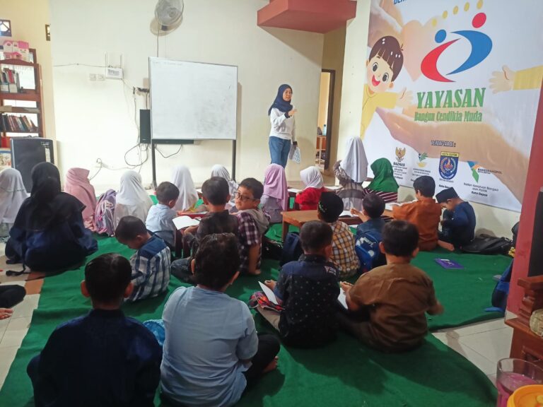 Yayasan Bangun Cendikia Muda Gelar Les Baca Tulis Gratis bagi Anak Kurang Mampu dan Yatim