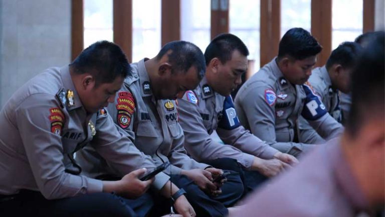 Perkuat Integritas dan Profesionalisme, Polda Banten Gelar Pembinaan Rohani Personel Secara Detail