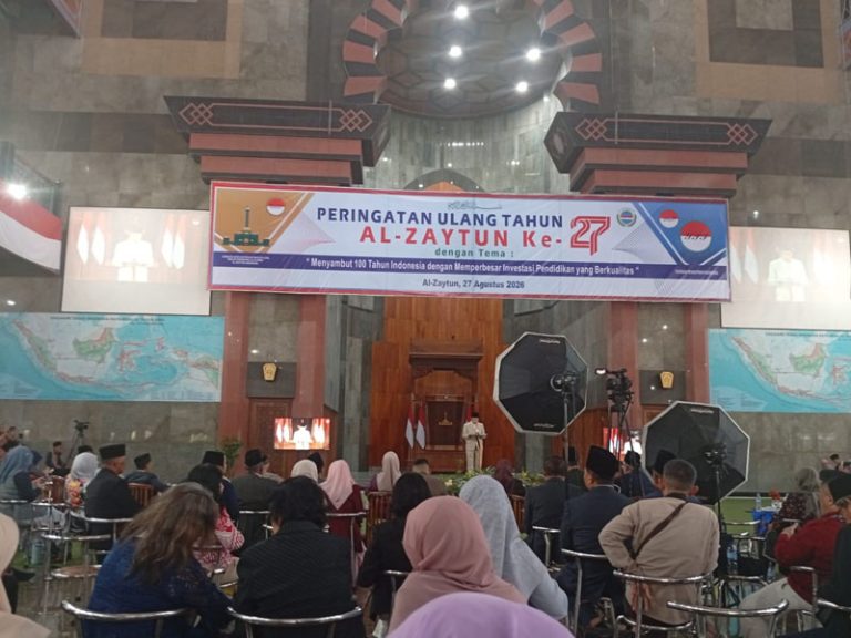 Peringatan HUT Ke-27 Mahad Al Zaytun, Tema : “Menyambut 100 Tahun Indonesia dengan Memperbesar Investasi Pendidikan Yg Berkualitas ” Secara Detail